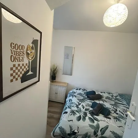 Le Petit Refuge 28m2 2 Personnes Avec Exterieur Denain