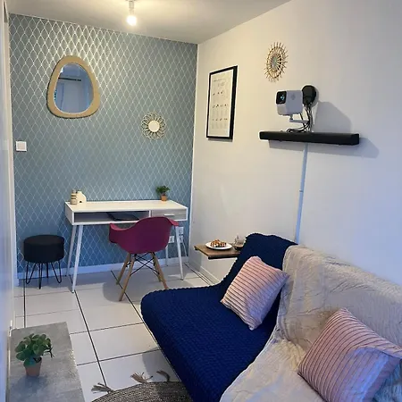 Le Petit Refuge 28m2 2 Personnes Avec Exterieur