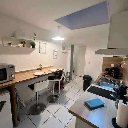 Le Petit Refuge 28m2 2 Personnes Avec Exterieur Denain